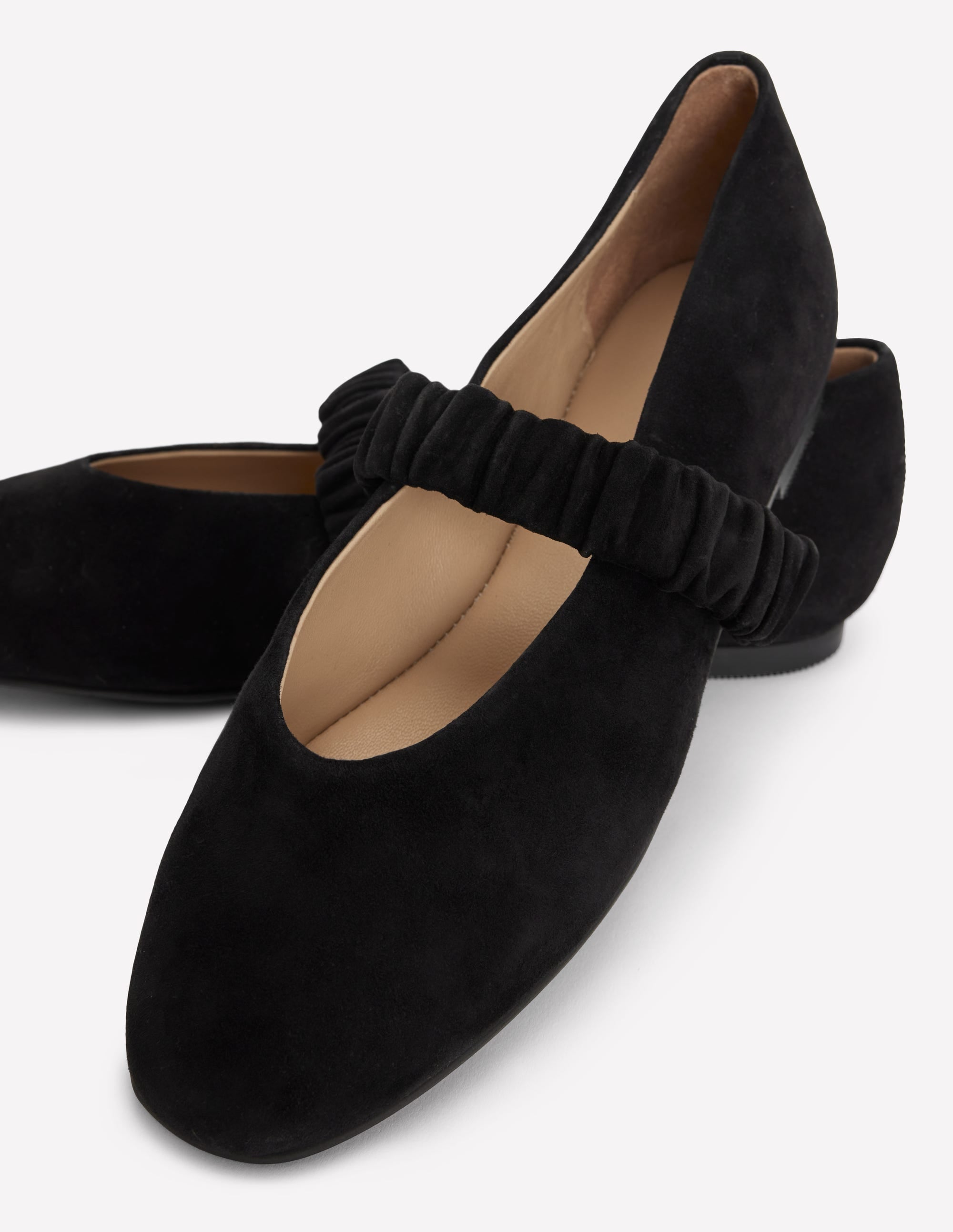 Ruched Ballet Flats-Black