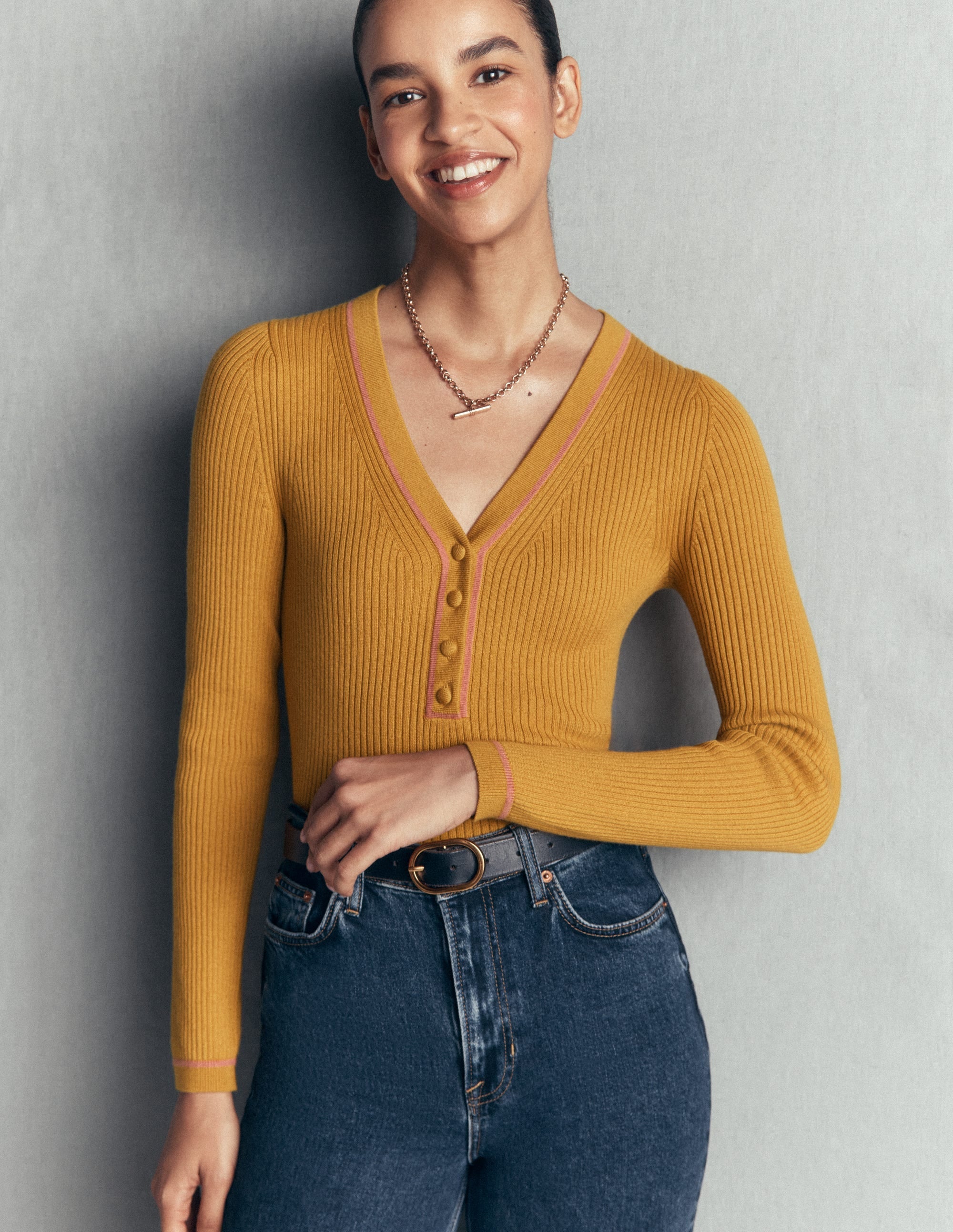 Ribbed V Neck Jumper-Gold Wheat