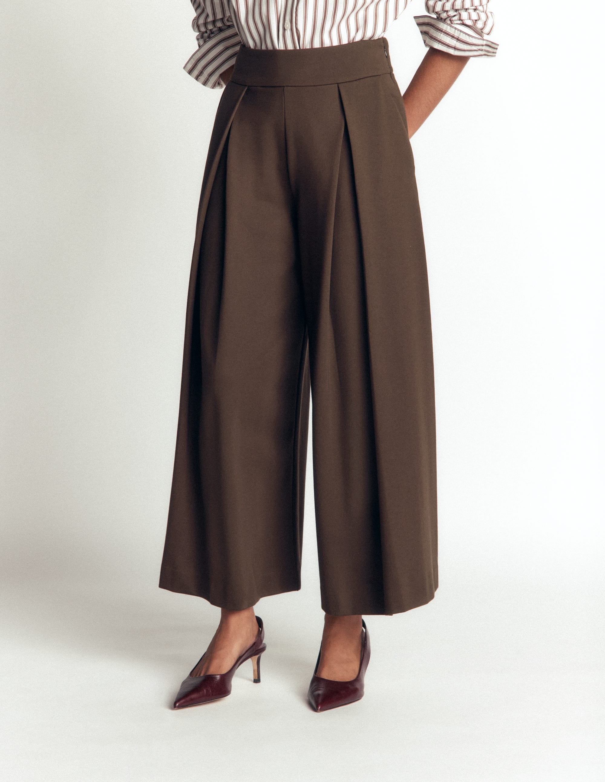 Single Pleat Ponte Culottes-Bitter Chocolate