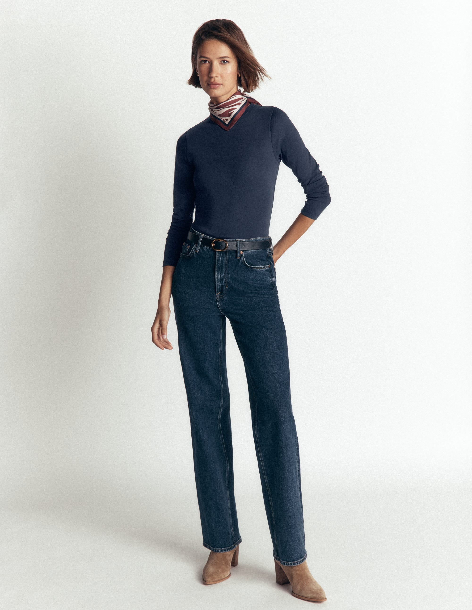Essential Crew Neck Top-NAVY